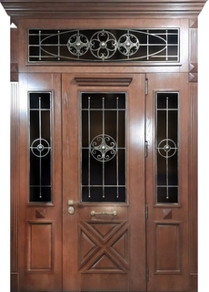 Парадная стальная термодверь с остеклением, карнизом и решетками (МДФ шпон с багетом) Парадная стальная термодверь с остеклением, карнизом и решетками (МДФ шпон с багетом)